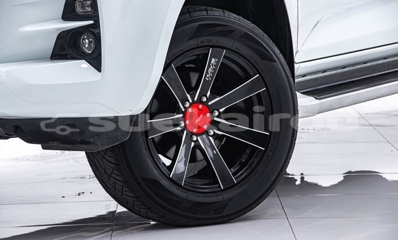 Buy Used Isuzu D-Max White Car in Bangkok in Bangkok Buy Used Isuzu D-Max White Car in Bangkok in Bangkok