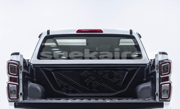 Buy Used Isuzu D-Max White Car in Bangkok in Bangkok Buy Used Isuzu D-Max White Car in Bangkok in Bangkok