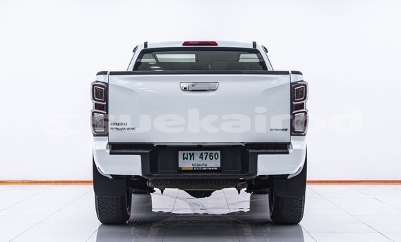 Buy Used Isuzu D-Max White Car in Bangkok in Bangkok Buy Used Isuzu D-Max White Car in Bangkok in Bangkok