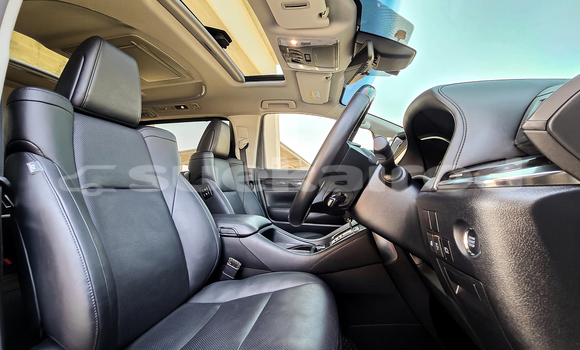 Buy Used Toyota Alphard White Car in Nonthaburi in Nonthaburi Buy Used Toyota Alphard White Car in Nonthaburi in Nonthaburi