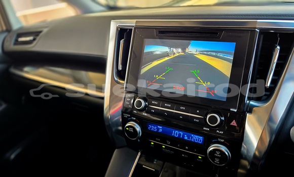 Buy Used Toyota Alphard White Car in Nonthaburi in Nonthaburi Buy Used Toyota Alphard White Car in Nonthaburi in Nonthaburi