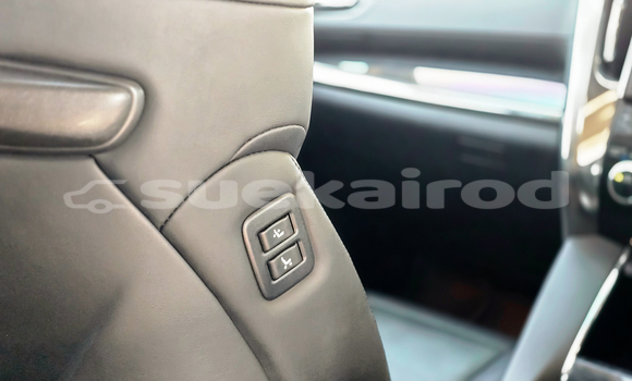 Buy Used Toyota Alphard White Car in Nonthaburi in Nonthaburi Buy Used Toyota Alphard White Car in Nonthaburi in Nonthaburi