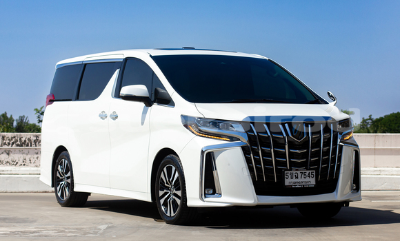 Buy Used Toyota Alphard White Car in Nonthaburi in Nonthaburi Buy Used Toyota Alphard White Car in Nonthaburi in Nonthaburi