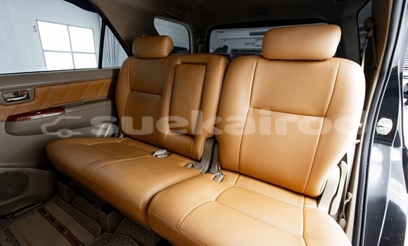 ซื้อ รถมือสอง Toyota Fortuner สีดำ รถยนต์ ใน %{เมือง} ใน นนทบุรี ซื้อ รถมือสอง Toyota Fortuner สีดำ รถยนต์ ใน %{เมือง} ใน นนทบุรี