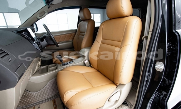 ซื้อ รถมือสอง Toyota Fortuner สีดำ รถยนต์ ใน %{เมือง} ใน นนทบุรี ซื้อ รถมือสอง Toyota Fortuner สีดำ รถยนต์ ใน %{เมือง} ใน นนทบุรี