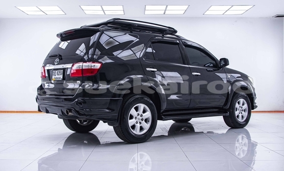 ซื้อ รถมือสอง Toyota Fortuner สีดำ รถยนต์ ใน %{เมือง} ใน นนทบุรี ซื้อ รถมือสอง Toyota Fortuner สีดำ รถยนต์ ใน %{เมือง} ใน นนทบุรี