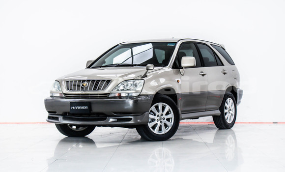 ซื้อ รถมือสอง Toyota Harrier สีน้ำตาล รถยนต์ ใน %{เมือง} ใน กรุงเทพมหานคร