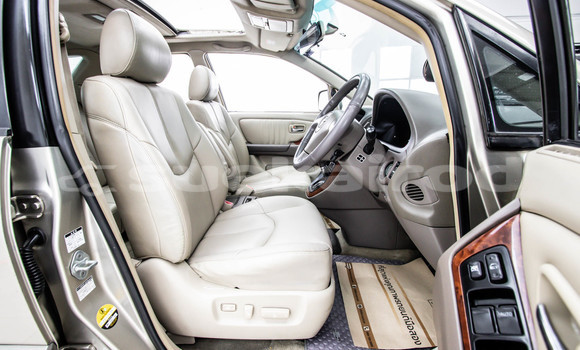 Buy Used Toyota Harrier Brown Car in Bangkok in Bangkok Buy Used Toyota Harrier Brown Car in Bangkok in Bangkok