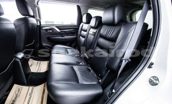 ซื้อ รถมือสอง Mitsubishi Pajero Sport ขาว รถยนต์ ใน %{เมือง} ใน กรุงเทพมหานคร ซื้อ รถมือสอง Mitsubishi Pajero Sport ขาว รถยนต์ ใน %{เมือง} ใน กรุงเทพมหานคร