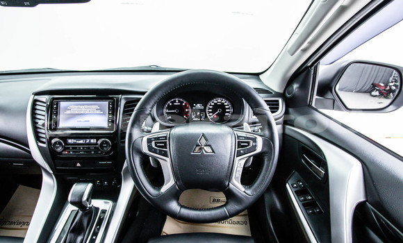 ซื้อ รถมือสอง Mitsubishi Pajero Sport ขาว รถยนต์ ใน %{เมือง} ใน กรุงเทพมหานคร ซื้อ รถมือสอง Mitsubishi Pajero Sport ขาว รถยนต์ ใน %{เมือง} ใน กรุงเทพมหานคร