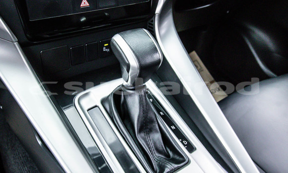 ซื้อ รถมือสอง Mitsubishi Pajero Sport ขาว รถยนต์ ใน %{เมือง} ใน กรุงเทพมหานคร ซื้อ รถมือสอง Mitsubishi Pajero Sport ขาว รถยนต์ ใน %{เมือง} ใน กรุงเทพมหานคร