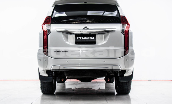 ซื้อ รถมือสอง Mitsubishi Pajero Sport ขาว รถยนต์ ใน %{เมือง} ใน กรุงเทพมหานคร ซื้อ รถมือสอง Mitsubishi Pajero Sport ขาว รถยนต์ ใน %{เมือง} ใน กรุงเทพมหานคร