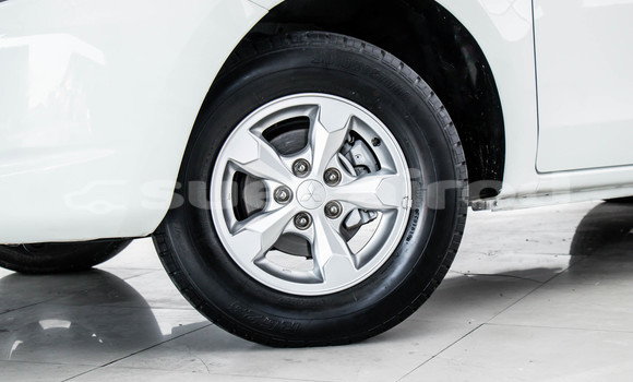 Buy Used Mitsubishi Triton White Car in Bangkok in Bangkok Buy Used Mitsubishi Triton White Car in Bangkok in Bangkok