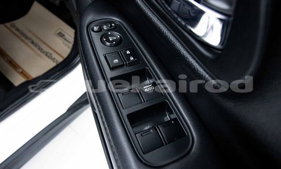 Buy Used Honda HR-V White Car in Bangkok in Bangkok Buy Used Honda HR-V White Car in Bangkok in Bangkok