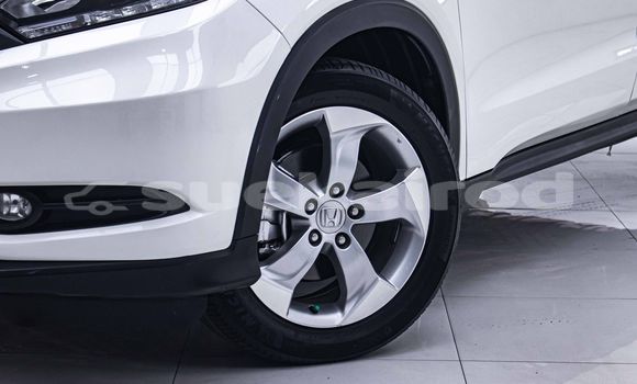 Buy Used Honda HR-V White Car in Bangkok in Bangkok Buy Used Honda HR-V White Car in Bangkok in Bangkok