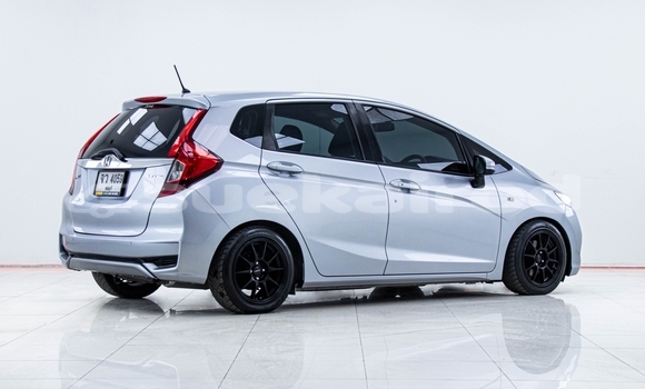 ซื้อ รถมือสอง Honda Jazz เงิน รถยนต์ ใน %{เมือง} ใน กรุงเทพมหานคร ซื้อ รถมือสอง Honda Jazz เงิน รถยนต์ ใน %{เมือง} ใน กรุงเทพมหานคร