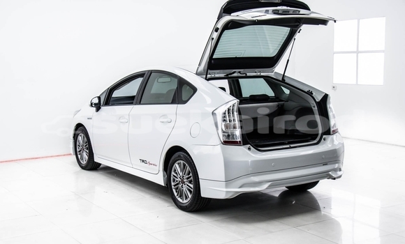 ซื้อ รถมือสอง Toyota Prius ขาว รถยนต์ ใน %{เมือง} ใน นนทบุรี ซื้อ รถมือสอง Toyota Prius ขาว รถยนต์ ใน %{เมือง} ใน นนทบุรี