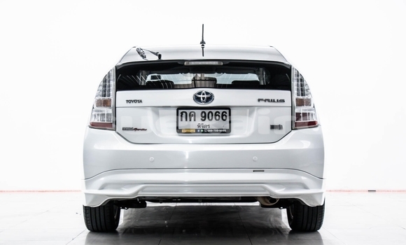 ซื้อ รถมือสอง Toyota Prius ขาว รถยนต์ ใน %{เมือง} ใน นนทบุรี ซื้อ รถมือสอง Toyota Prius ขาว รถยนต์ ใน %{เมือง} ใน นนทบุรี