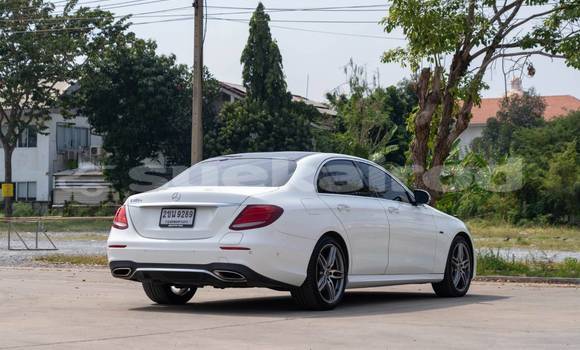 ซื้อ รถมือสอง Mercedes-Benz E-Classe ขาว รถยนต์ ใน %{เมือง} ใน นนทบุรี ซื้อ รถมือสอง Mercedes-Benz E-Classe ขาว รถยนต์ ใน %{เมือง} ใน นนทบุรี