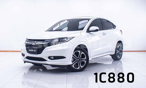Buy Used Honda HR-V White Car in Bangkok in Bangkok