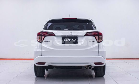 Buy Used Honda HR-V White Car in Bangkok in Bangkok Buy Used Honda HR-V White Car in Bangkok in Bangkok