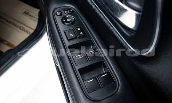 Buy Used Honda HR-V White Car in Bangkok in Bangkok Buy Used Honda HR-V White Car in Bangkok in Bangkok