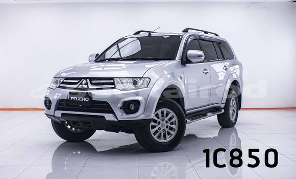 ซื้อ รถมือสอง Mitsubishi Pajero อื่น ๆ รถยนต์ ใน %{เมือง} ใน กรุงเทพมหานคร