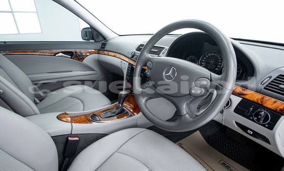 Buy Used Mercedes-Benz E-Classe Black Car in Bangkok in Bangkok Buy Used Mercedes-Benz E-Classe Black Car in Bangkok in Bangkok