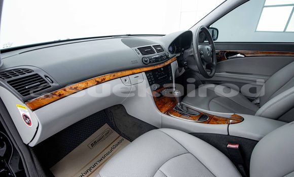 Buy Used Mercedes-Benz E-Classe Black Car in Bangkok in Bangkok Buy Used Mercedes-Benz E-Classe Black Car in Bangkok in Bangkok