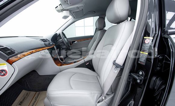 Buy Used Mercedes-Benz E-Classe Black Car in Bangkok in Bangkok Buy Used Mercedes-Benz E-Classe Black Car in Bangkok in Bangkok