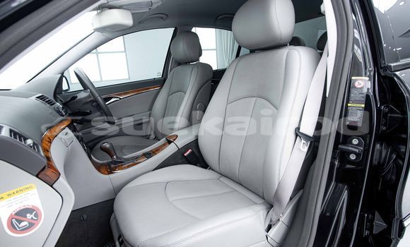 Buy Used Mercedes-Benz E-Classe Black Car in Bangkok in Bangkok Buy Used Mercedes-Benz E-Classe Black Car in Bangkok in Bangkok