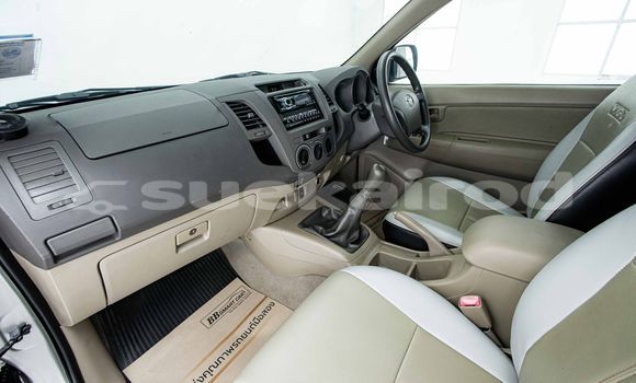 Buy Used Toyota Hiluxe VIGO Other Car in Bangkok in Bangkok Buy Used Toyota Hiluxe VIGO Other Car in Bangkok in Bangkok