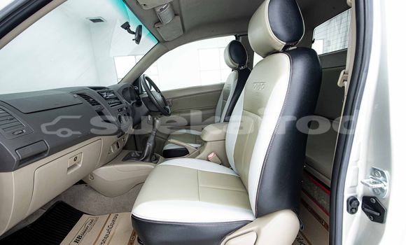 Buy Used Toyota Hiluxe VIGO Other Car in Bangkok in Bangkok Buy Used Toyota Hiluxe VIGO Other Car in Bangkok in Bangkok