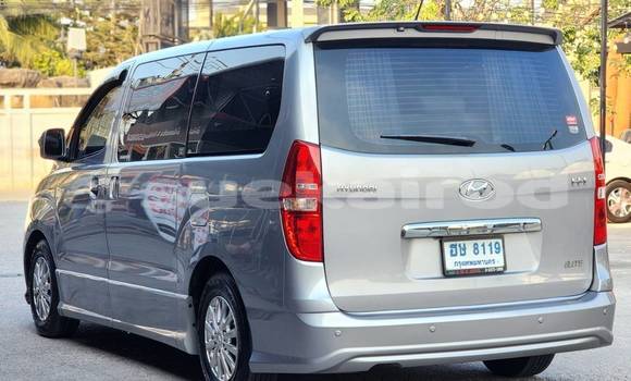 ซื้อ รถมือสอง Hyundai H1 อื่น ๆ รถยนต์ ใน %{เมือง} ใน นนทบุรี ซื้อ รถมือสอง Hyundai H1 อื่น ๆ รถยนต์ ใน %{เมือง} ใน นนทบุรี