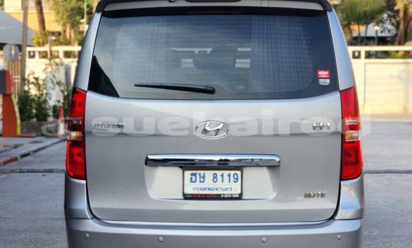 ซื้อ รถมือสอง Hyundai H1 อื่น ๆ รถยนต์ ใน %{เมือง} ใน นนทบุรี ซื้อ รถมือสอง Hyundai H1 อื่น ๆ รถยนต์ ใน %{เมือง} ใน นนทบุรี