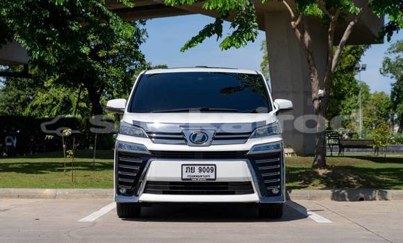 Buy Used Toyota Vellfire White Car in Nonthaburi in Nonthaburi Buy Used Toyota Vellfire White Car in Nonthaburi in Nonthaburi