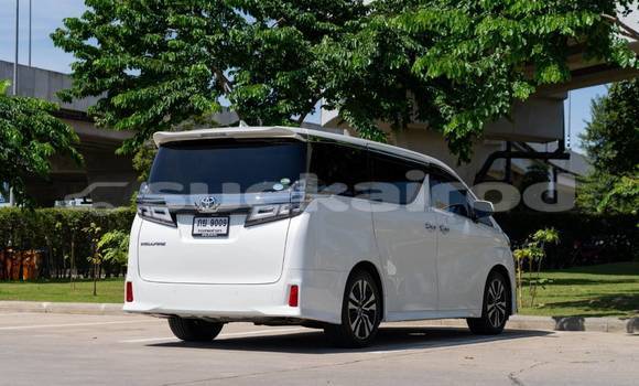 Buy Used Toyota Vellfire White Car in Nonthaburi in Nonthaburi Buy Used Toyota Vellfire White Car in Nonthaburi in Nonthaburi