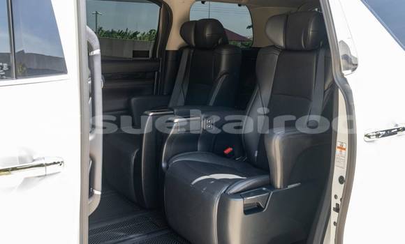 Buy Used Toyota Vellfire White Car in Nonthaburi in Nonthaburi Buy Used Toyota Vellfire White Car in Nonthaburi in Nonthaburi