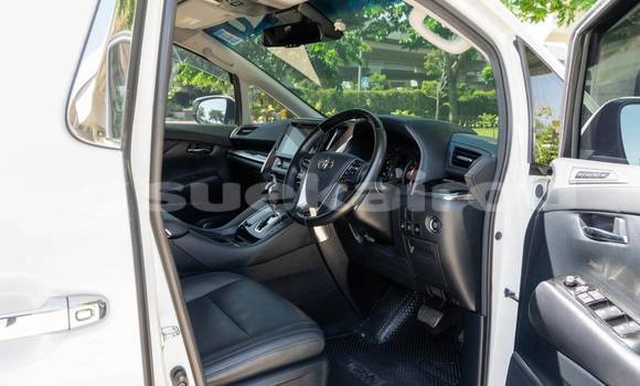 Buy Used Toyota Vellfire White Car in Nonthaburi in Nonthaburi Buy Used Toyota Vellfire White Car in Nonthaburi in Nonthaburi