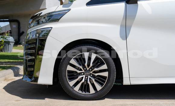 Buy Used Toyota Vellfire White Car in Nonthaburi in Nonthaburi Buy Used Toyota Vellfire White Car in Nonthaburi in Nonthaburi