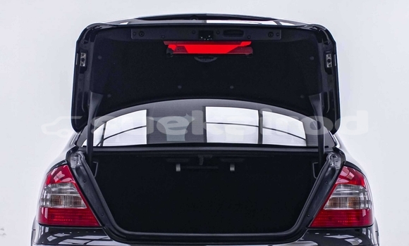 ซื้อ รถมือสอง Mercedes-Benz E-Classe สีดำ รถยนต์ ใน %{เมือง} ใน นนทบุรี ซื้อ รถมือสอง Mercedes-Benz E-Classe สีดำ รถยนต์ ใน %{เมือง} ใน นนทบุรี