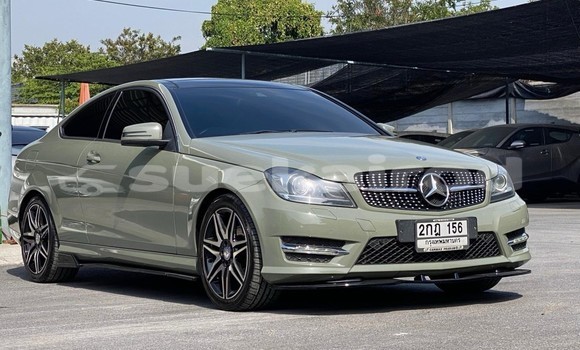 Buy Used Mercedes-Benz C180 COUPE Green Car in Nonthaburi in Nonthaburi