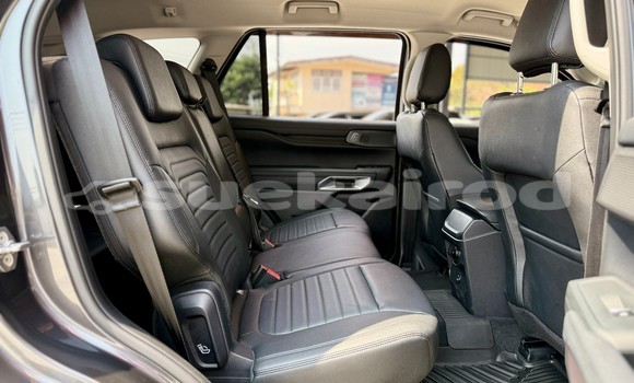 Buy Used Ford Everest Black Car in Nonthaburi in Nonthaburi Buy Used Ford Everest Black Car in Nonthaburi in Nonthaburi