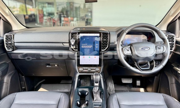 Buy Used Ford Everest Black Car in Nonthaburi in Nonthaburi Buy Used Ford Everest Black Car in Nonthaburi in Nonthaburi