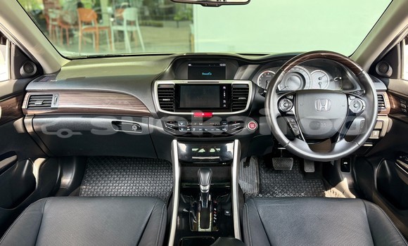 Buy Used Honda Accord White Car in Nonthaburi in Nonthaburi Buy Used Honda Accord White Car in Nonthaburi in Nonthaburi