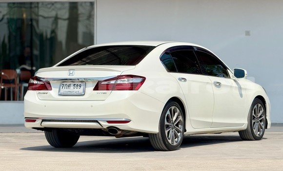 Buy Used Honda Accord White Car in Nonthaburi in Nonthaburi Buy Used Honda Accord White Car in Nonthaburi in Nonthaburi