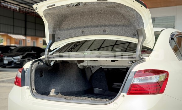 Buy Used Honda Accord White Car in Nonthaburi in Nonthaburi Buy Used Honda Accord White Car in Nonthaburi in Nonthaburi