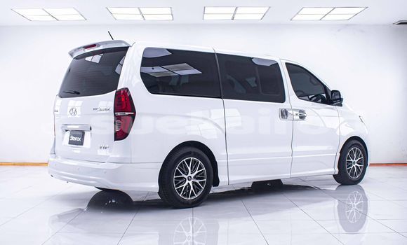 Buy Used Hyundai Grand Starex White Car in Bangkok in Bangkok Buy Used Hyundai Grand Starex White Car in Bangkok in Bangkok