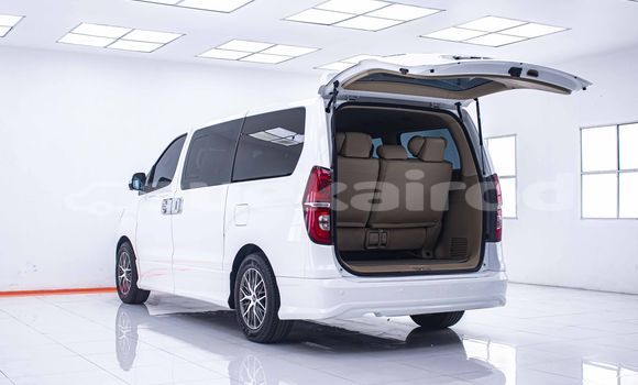 Buy Used Hyundai Grand Starex White Car in Bangkok in Bangkok Buy Used Hyundai Grand Starex White Car in Bangkok in Bangkok