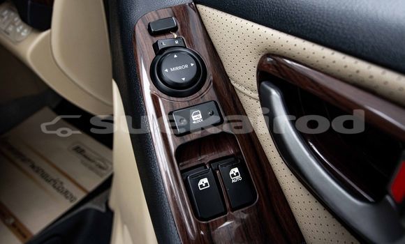 Buy Used Hyundai Grand Starex White Car in Bangkok in Bangkok Buy Used Hyundai Grand Starex White Car in Bangkok in Bangkok